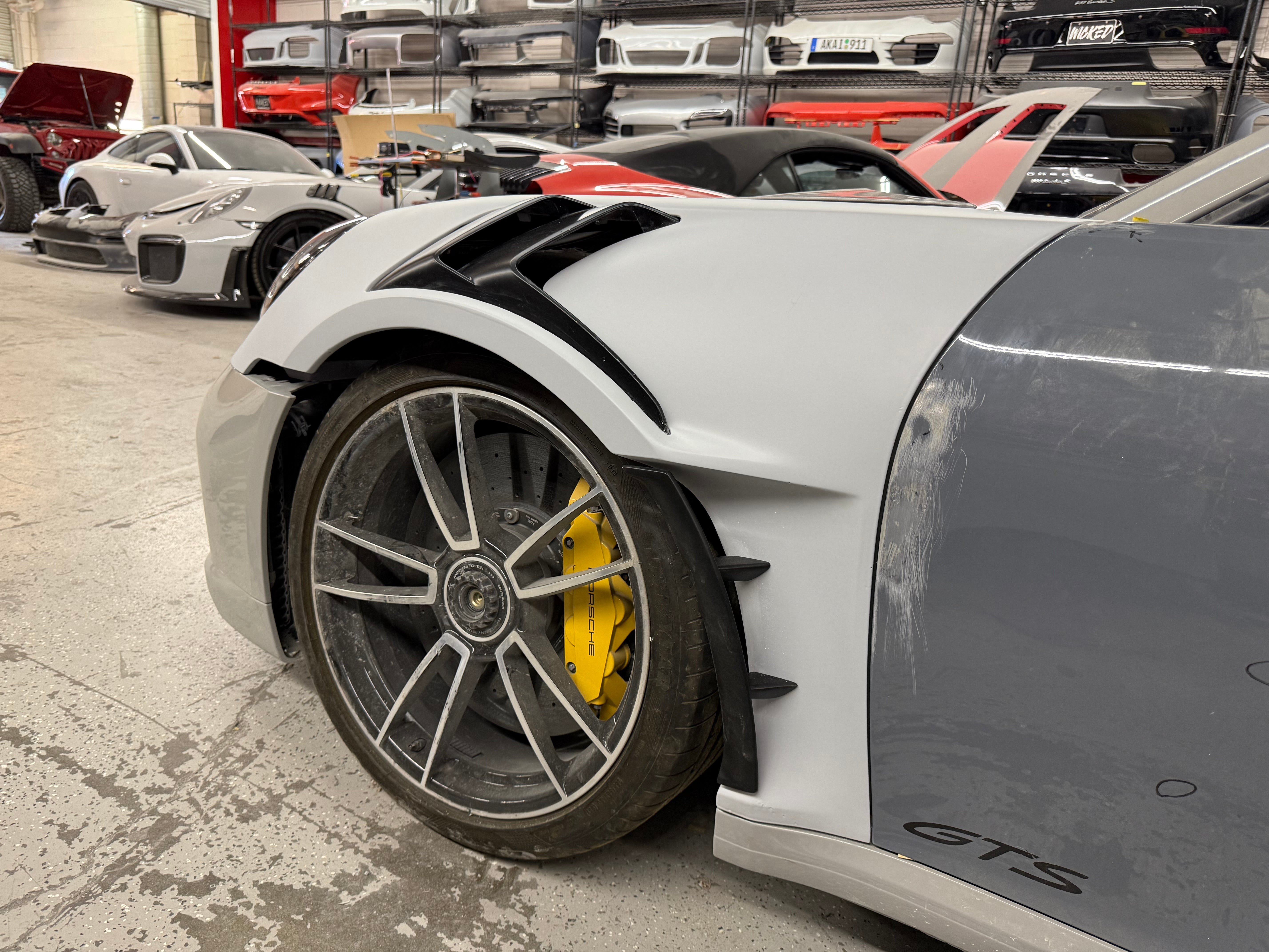 992 GT3RS & ST HYBRID FRONT FENDERS